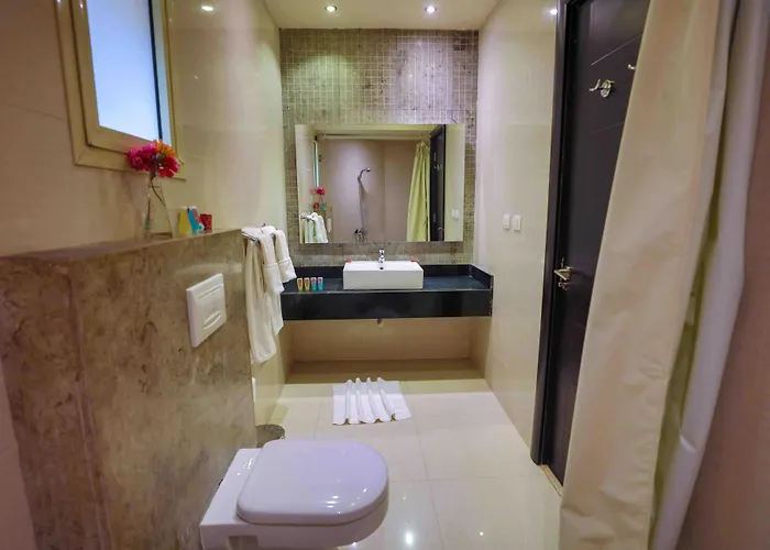 Mousa Coast & Resort 4*