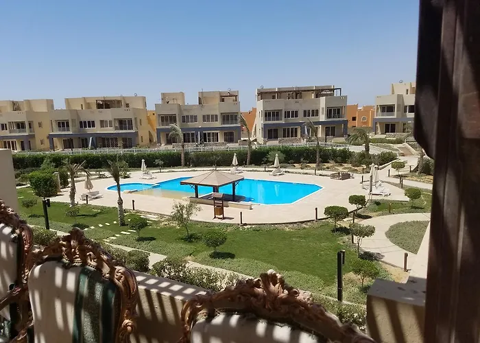 Mousa Coast & Resort 4*