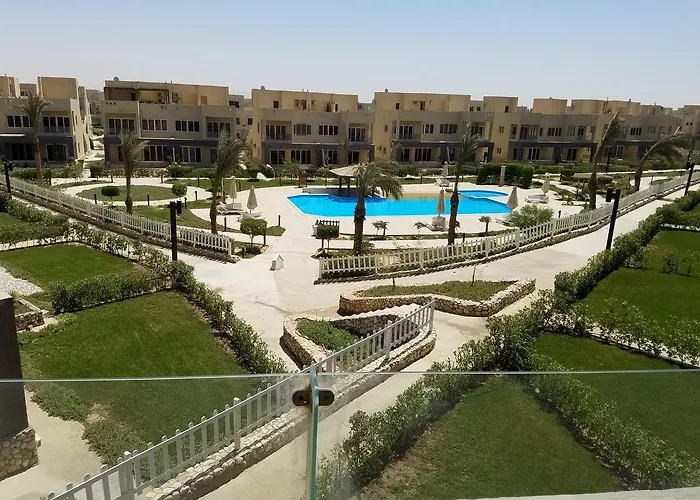 Mousa Coast & Resort 4*
